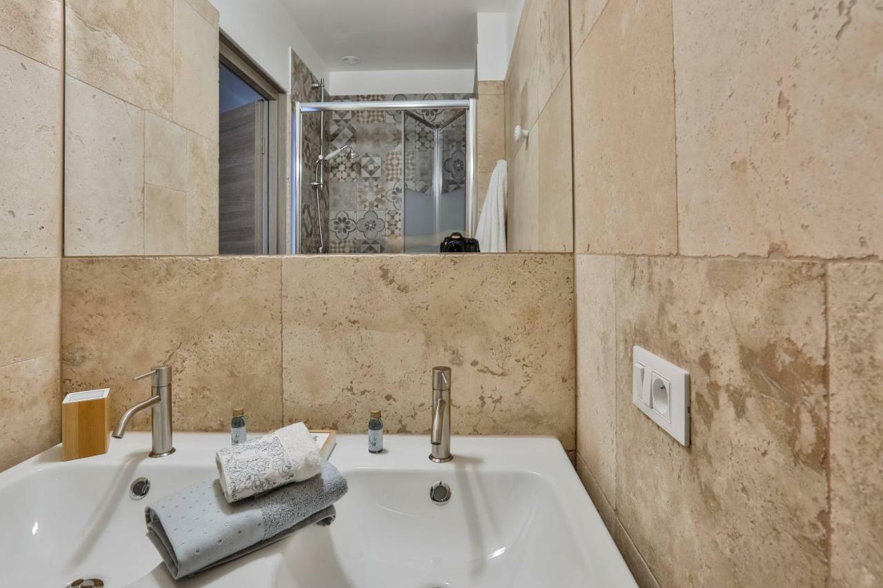Garib - Place Garibaldi - 4 Rooms - Balcony Ницца Экстерьер фото